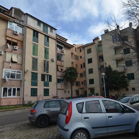 רוביני Condominium Apartment מראה חיצוני תמונה
