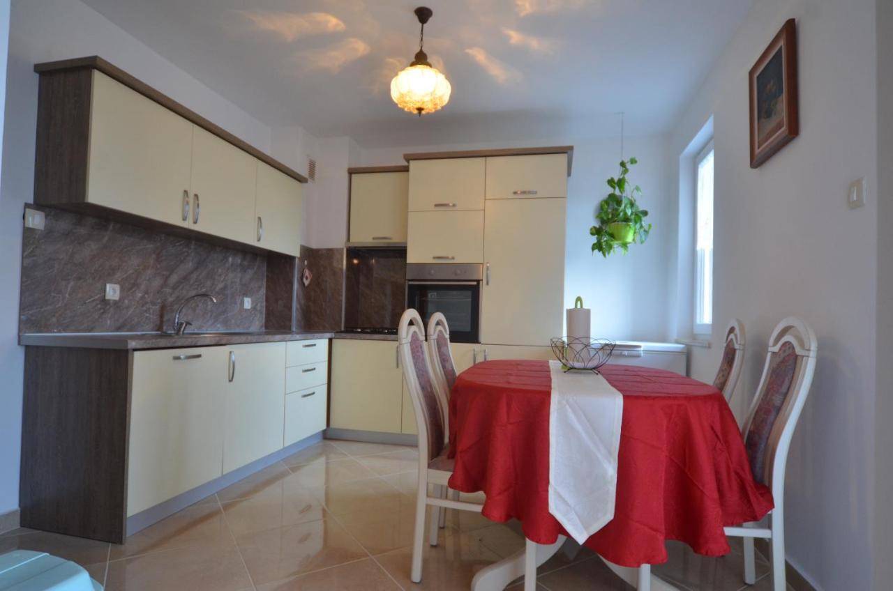 רוביני Condominium Apartment מראה חיצוני תמונה