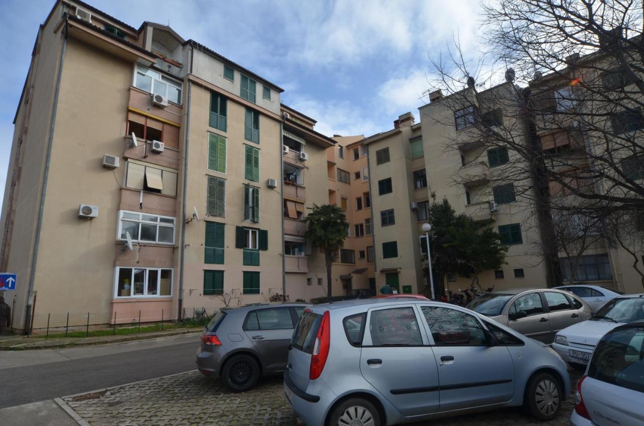 רוביני Condominium Apartment מראה חיצוני תמונה